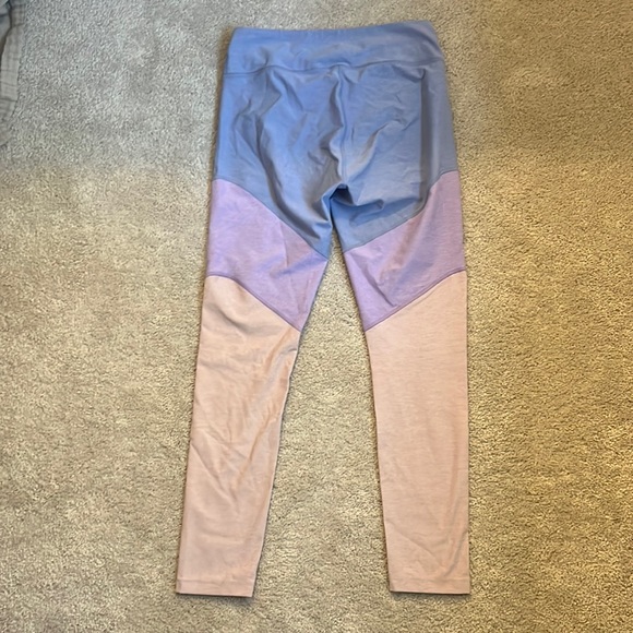 Outdoor Voices Leggings! - Picture 5 of 6